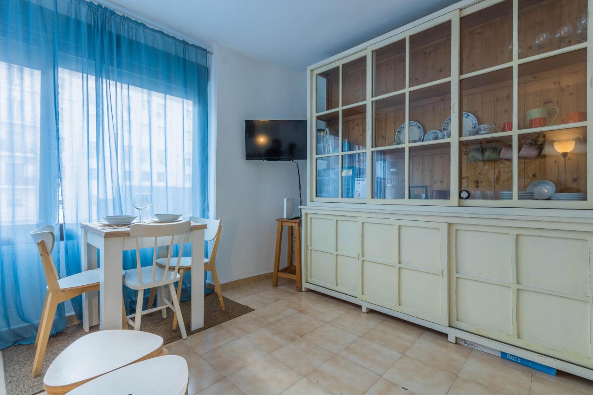 Nice And Cozy- 1Bd 1Bth- Triana Sevilha Exterior foto